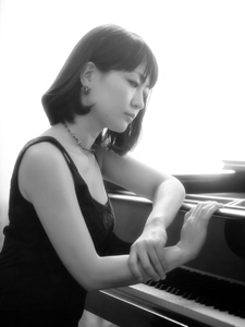 Shuri Tomita